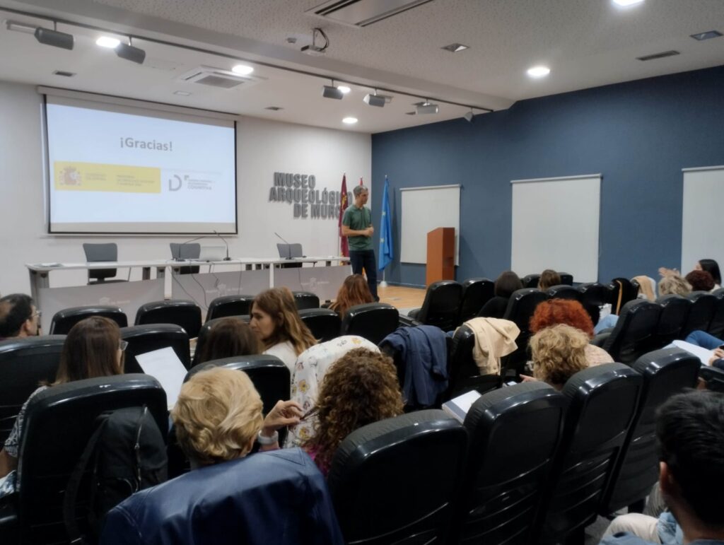formación CEACOG docentes región Murcia auditorio